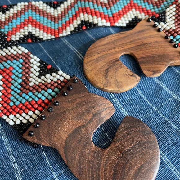 Elastic Bead Belt with Acacia Wood Buckle - Picture 2 of 5